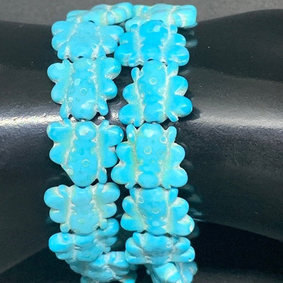 Nissy’s Fabulous Fashions Jewelry - Women’s imitation resin Turquoise Bracelets